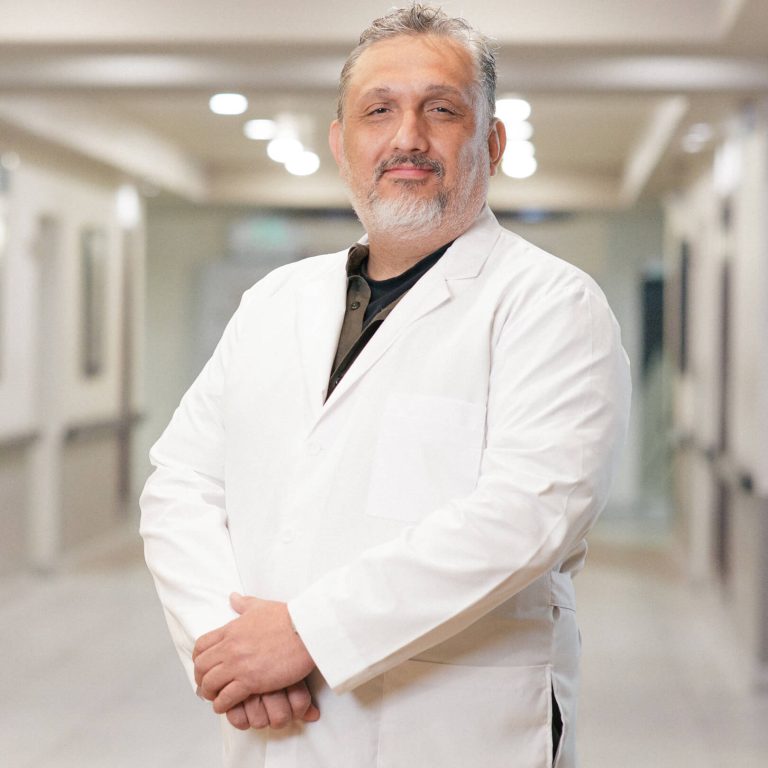 Dr. Humberto Carlos Torres Valdés